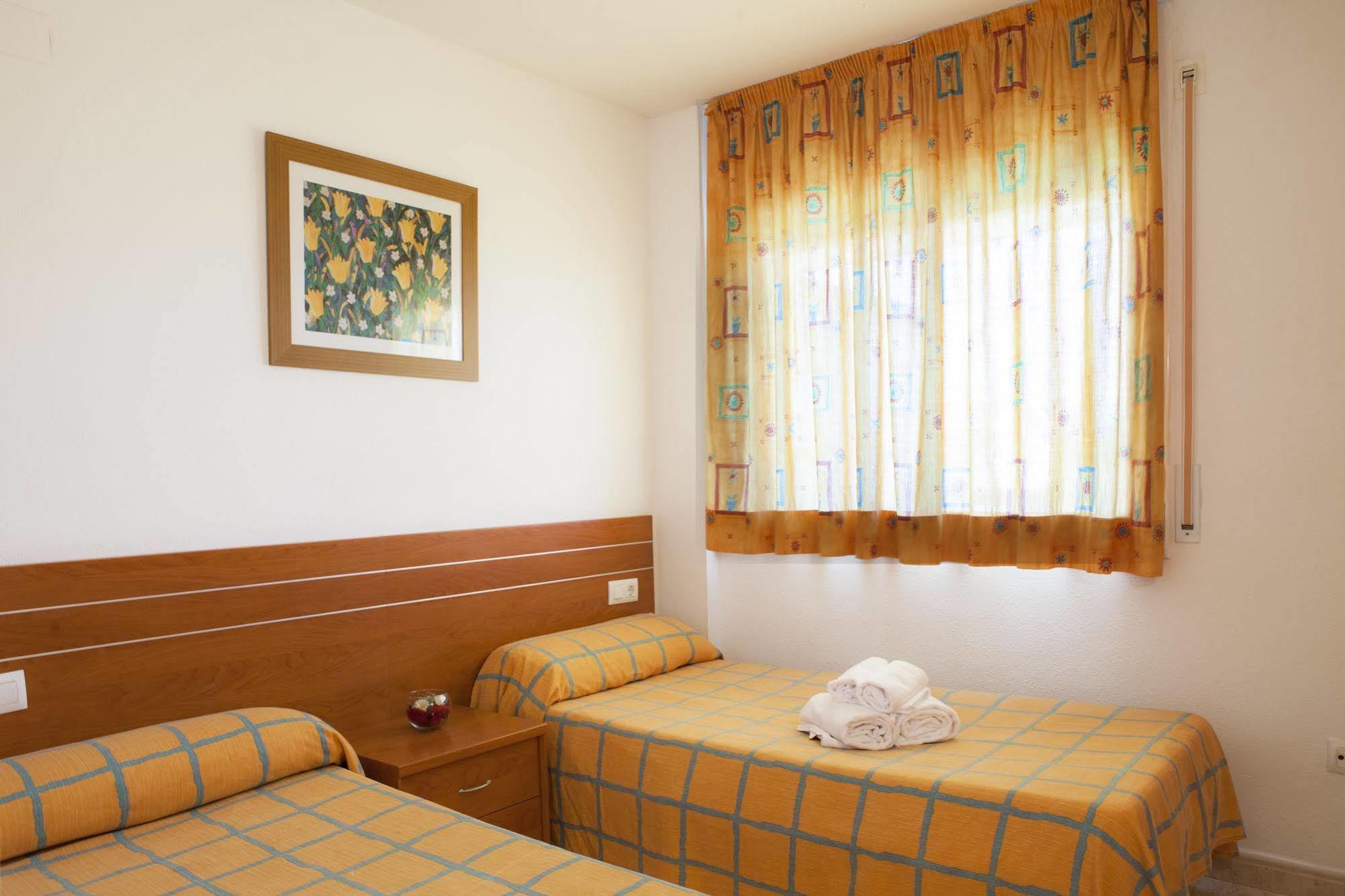 Ibersol Siesta Dorada Apartment Salou Exterior foto